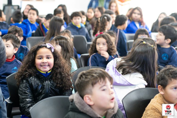 Evento promove a importância e uso apropriado do número de chamada de emergência da polícia japonesa “Dia do 110”