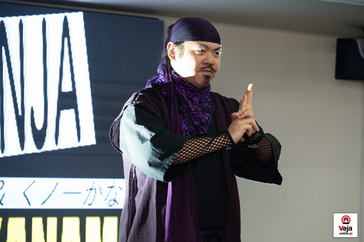 Evento promove a importância e uso apropriado do número de chamada de emergência da polícia japonesa “Dia do 110”