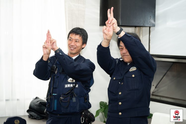Evento promove a importância e uso apropriado do número de chamada de emergência da polícia japonesa “Dia do 110”