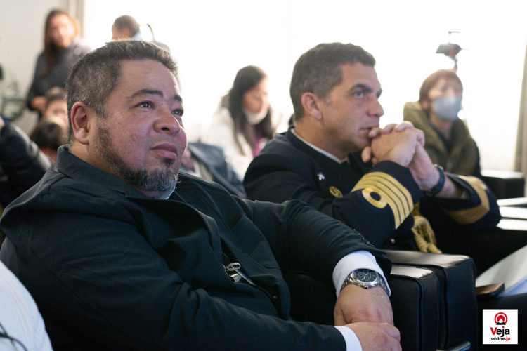 Evento promove a importância e uso apropriado do número de chamada de emergência da polícia japonesa “Dia do 110”