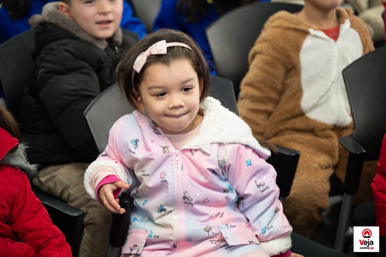 Evento promove a importância e uso apropriado do número de chamada de emergência da polícia japonesa “Dia do 110”