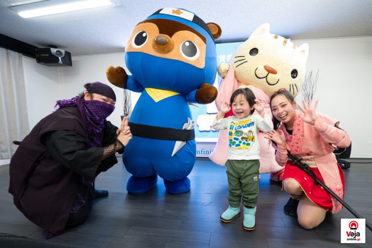 Evento promove a importância e uso apropriado do número de chamada de emergência da polícia japonesa “Dia do 110”