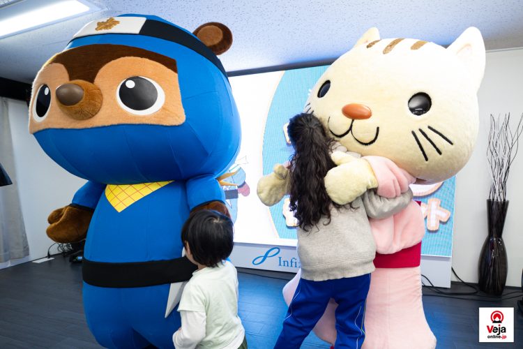 Evento promove a importância e uso apropriado do número de chamada de emergência da polícia japonesa “Dia do 110”