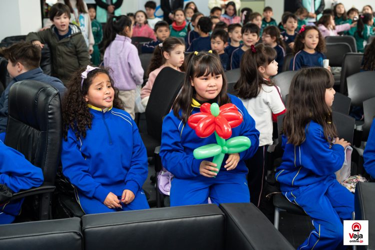 Evento promove a importância e uso apropriado do número de chamada de emergência da polícia japonesa “Dia do 110”