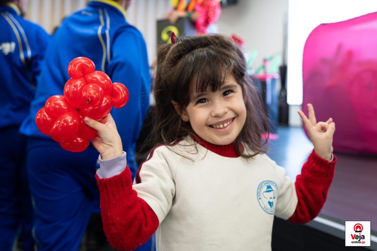 Evento promove a importância e uso apropriado do número de chamada de emergência da polícia japonesa “Dia do 110”