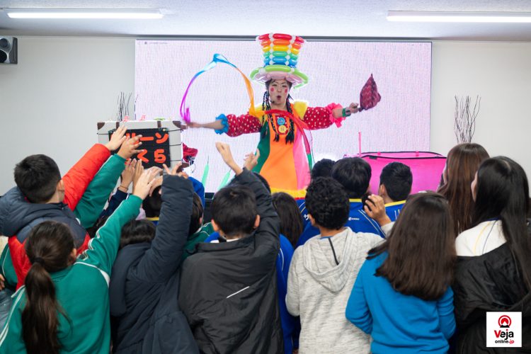 Evento promove a importância e uso apropriado do número de chamada de emergência da polícia japonesa “Dia do 110”