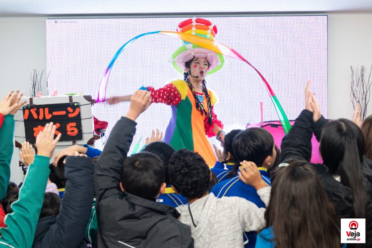 Evento promove a importância e uso apropriado do número de chamada de emergência da polícia japonesa “Dia do 110”