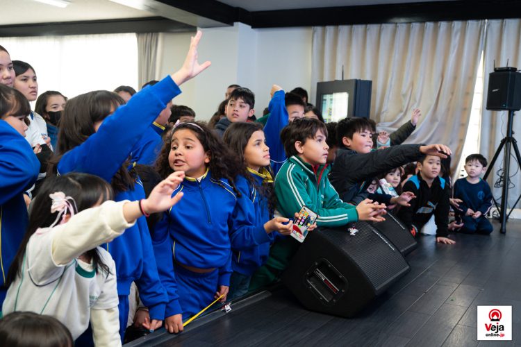 Evento promove a importância e uso apropriado do número de chamada de emergência da polícia japonesa “Dia do 110”