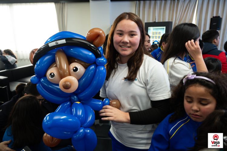 Evento promove a importância e uso apropriado do número de chamada de emergência da polícia japonesa “Dia do 110”