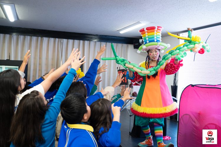 Evento promove a importância e uso apropriado do número de chamada de emergência da polícia japonesa “Dia do 110”