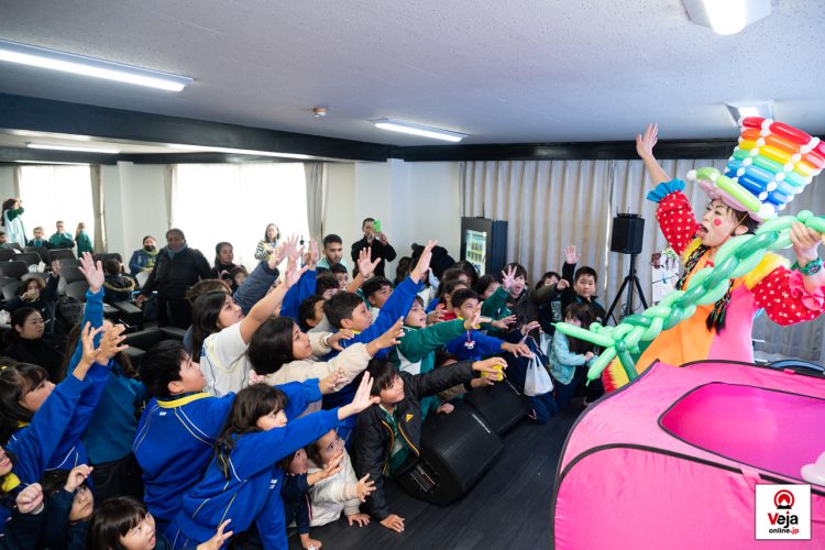 Evento promove a importância e uso apropriado do número de chamada de emergência da polícia japonesa “Dia do 110”