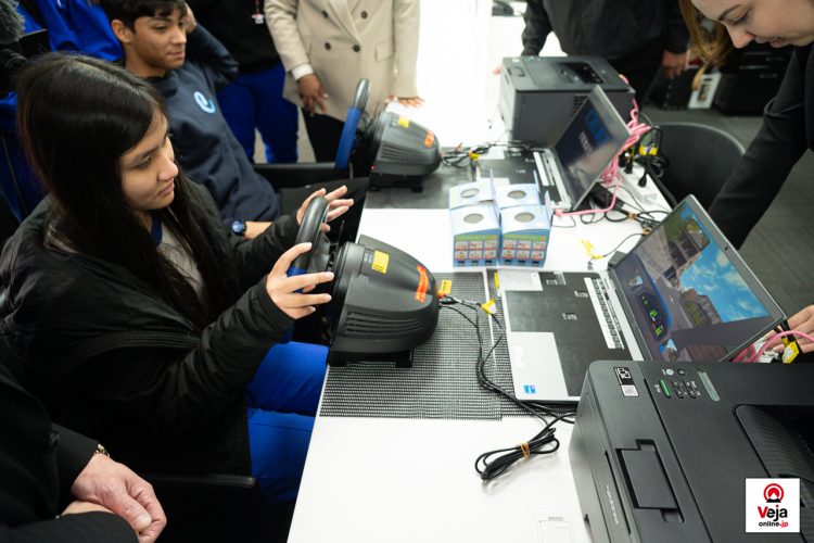 Evento promove a importância e uso apropriado do número de chamada de emergência da polícia japonesa “Dia do 110”