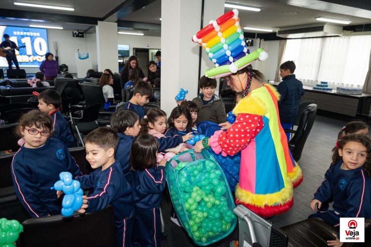 Evento promove a importância e uso apropriado do número de chamada de emergência da polícia japonesa “Dia do 110”