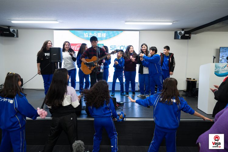 Evento promove a importância e uso apropriado do número de chamada de emergência da polícia japonesa “Dia do 110”