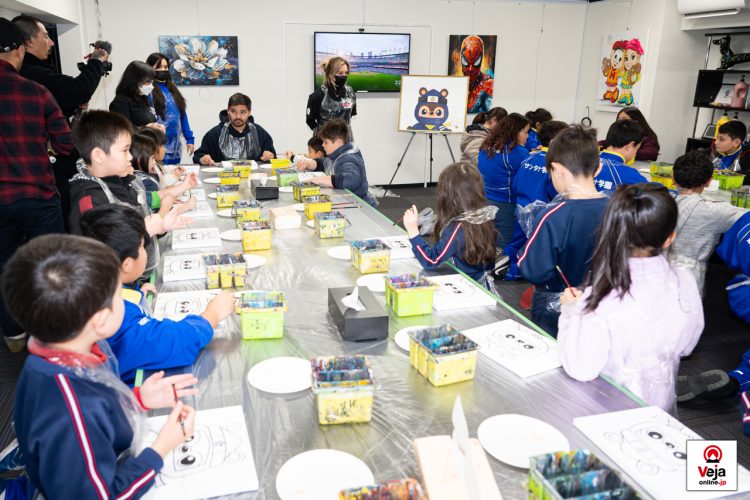 Evento promove a importância e uso apropriado do número de chamada de emergência da polícia japonesa “Dia do 110”