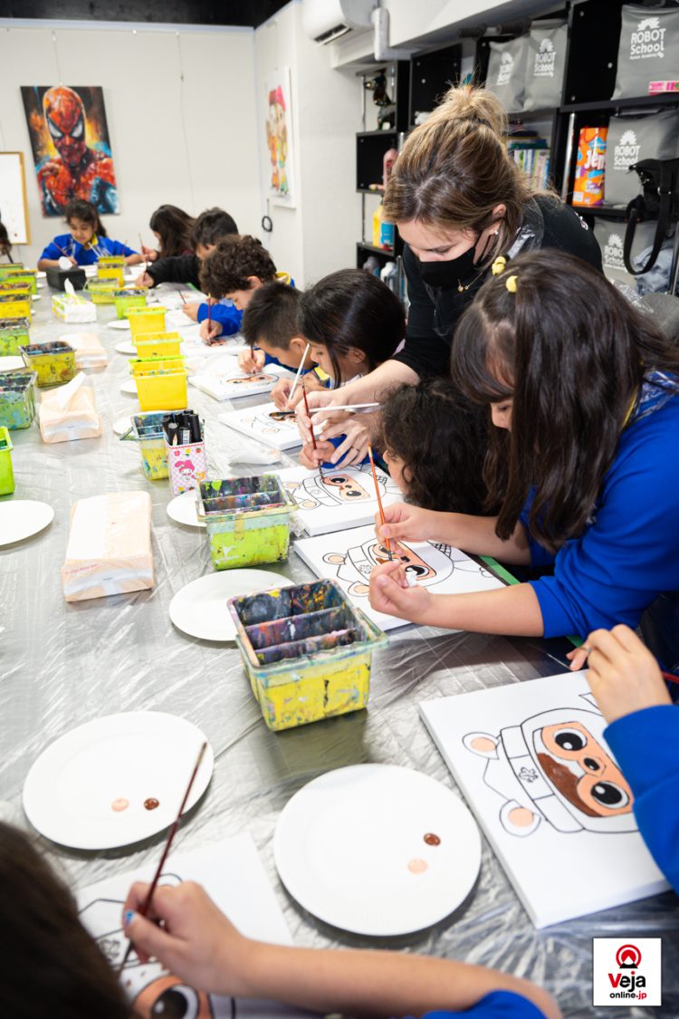 Evento promove a importância e uso apropriado do número de chamada de emergência da polícia japonesa “Dia do 110”