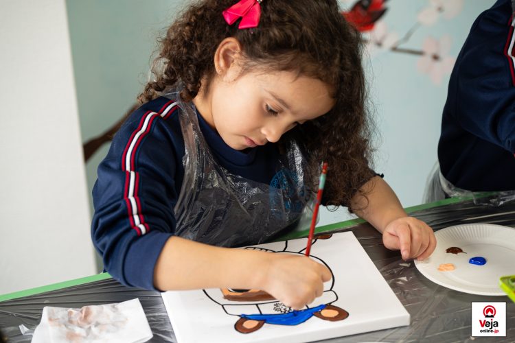 Evento promove a importância e uso apropriado do número de chamada de emergência da polícia japonesa “Dia do 110”