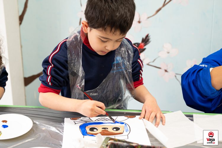 Evento promove a importância e uso apropriado do número de chamada de emergência da polícia japonesa “Dia do 110”