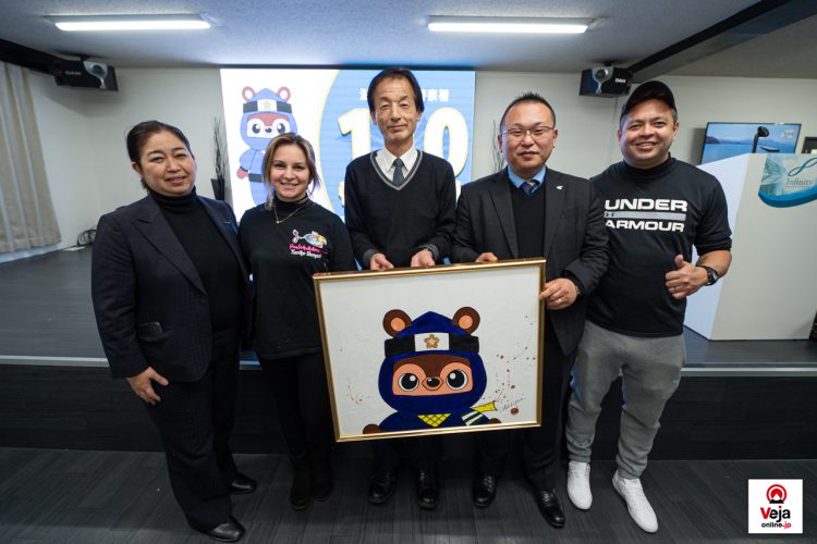 Evento promove a importância e uso apropriado do número de chamada de emergência da polícia japonesa “Dia do 110”