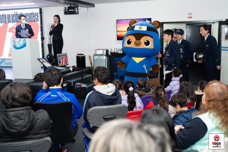 Evento promove a importância e uso apropriado do número de chamada de emergência da polícia japonesa “Dia do 110”