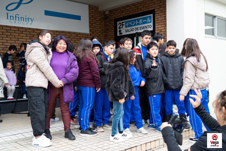 Evento promove a importância e uso apropriado do número de chamada de emergência da polícia japonesa “Dia do 110”