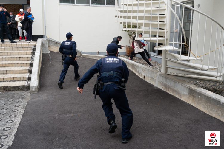 Evento promove a importância e uso apropriado do número de chamada de emergência da polícia japonesa “Dia do 110”