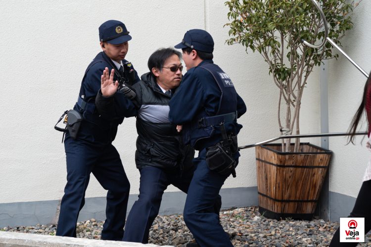 Evento promove a importância e uso apropriado do número de chamada de emergência da polícia japonesa “Dia do 110”