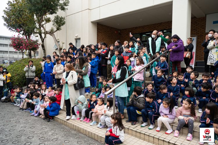 Evento promove a importância e uso apropriado do número de chamada de emergência da polícia japonesa “Dia do 110”