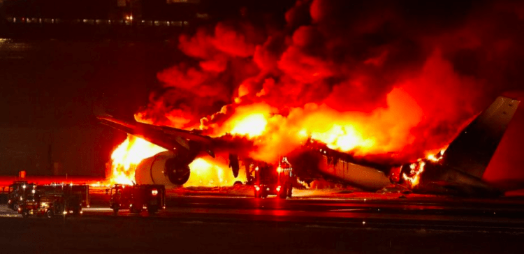 Japão confirma a morte de 5 tripulantes do avião da guarda costeira que colidiu com o avião da Jal em Haneda