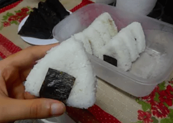 Casal japonês transforma a dor pessoal em gestos de solidariedade