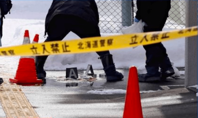 Um homem morreu e dois ficaram feridos após um ataque em loja de conveniência