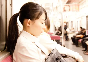 Estudos revelam que Japão é o país com a menor média de sono