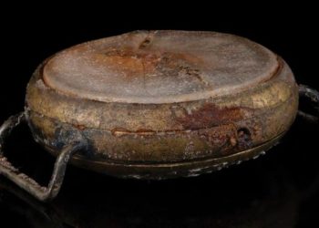 Relógio paralisado pela explosão atômica em Hiroshima é vendido por mais de U$ 31 mil