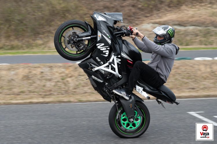 Evento de Drift reune apaixonados por velocidade no Suzuka Twin Circuit