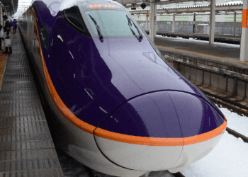 Novo trem-bala Tsubasa da série E8 realizado no Japão será lançamento em 16 de março