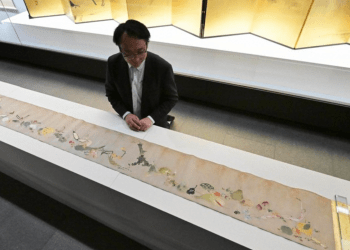 Museu de arte de Kyoto identifica pintura em pergaminho de frutas e vegetais como peça de Ito Jakuchu