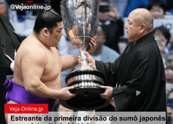 Estreante da primeira divisão do sumô japonês conquista vitória histórica