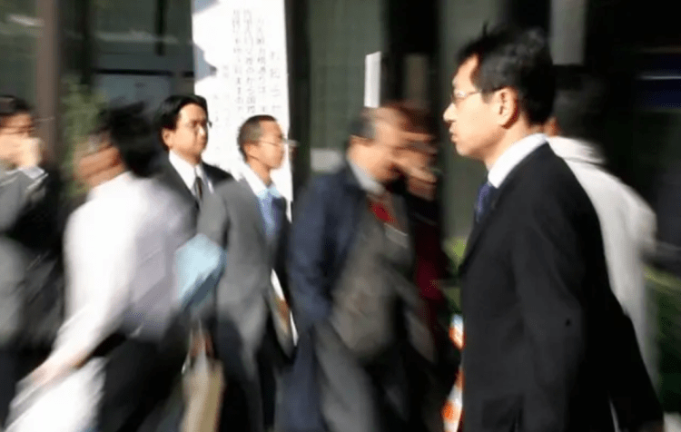 Cresce o número de gestores recebendo indenização por estresse causado por trabalho no Japão