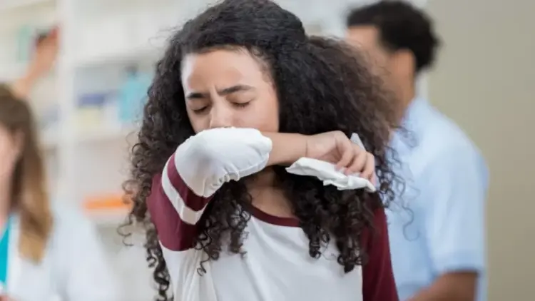 Japão enfrenta escassez de medicamentos essenciais para tosse