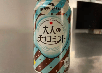 Cervejaria Sapporo lança cerveja de menta com chocolate e divide opiniões