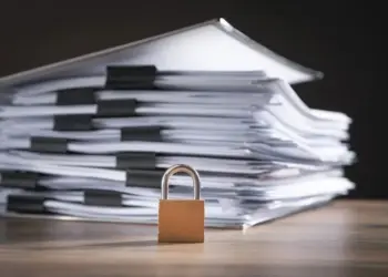 Funcionário do Ministério das Finanças perde documentos sigilosos do governo