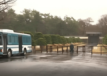Homem bêbado invade área do Palácio Imperial