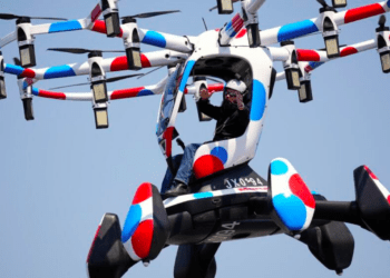 Osaka Expo: Demonstrações de ‘carros voadores’ são interrompidas após parte do veículo cair em pleno voo