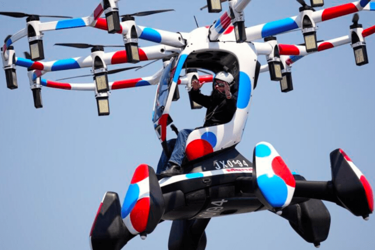 Osaka Expo: Demonstrações de ‘carros voadores’ são interrompidas após parte do veículo cair em pleno voo