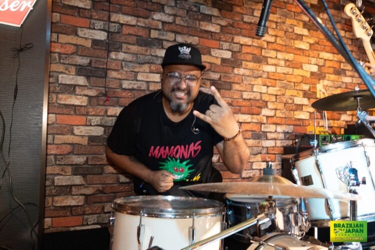 Mamonas Assassinas “O Legado” agita Konan em show eletrizante no Capricciosa