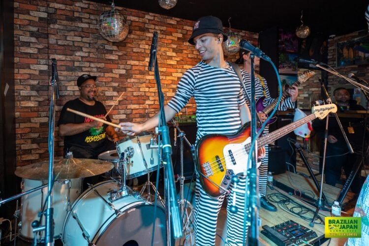 Mamonas Assassinas “O Legado” agita Konan em show eletrizante no Capricciosa