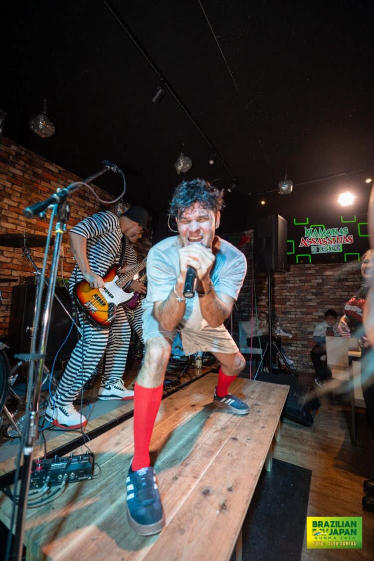 Mamonas Assassinas “O Legado” agita Konan em show eletrizante no Capricciosa