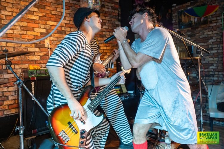 Mamonas Assassinas “O Legado” agita Konan em show eletrizante no Capricciosa