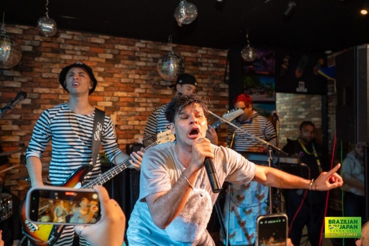 Mamonas Assassinas “O Legado” agita Konan em show eletrizante no Capricciosa