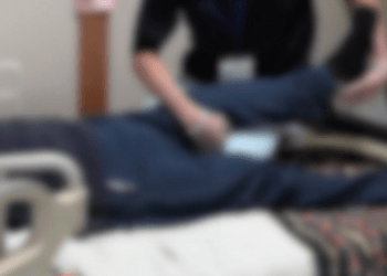 Japão enfrenta grave escassez de mão de obra para cuidados em domicílio